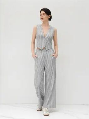 CIDER STRIPED BELTED VEST WITH MID RISE STRIPED POCKET STRAIGHT LEG TROUSER 8